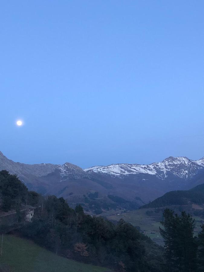 Gospodarstwo wiejskie Basiver - Pico Samelar